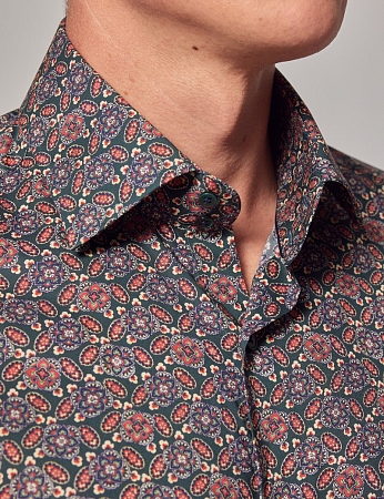 Hawes & Curtis Brandon Green & Red Modern Paisley Slim Shirt — Mid-Collar